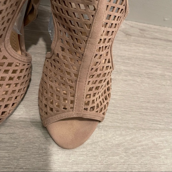 Chase + Chloe strap sling back zip stiletto heels tan 7.5 - Picture 10 of 12